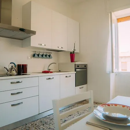 Casa Mare Incantevole Apartment *